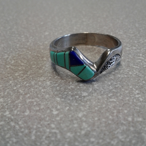 Vintage Zuni Multistone Native American Ring - Picture 9 of 13